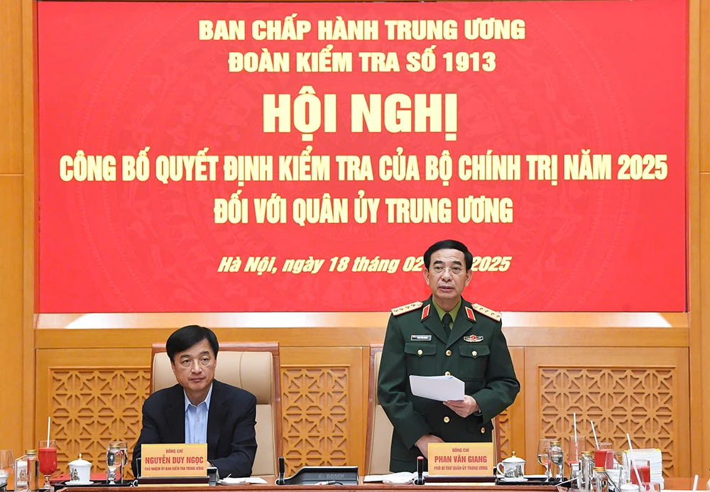 Cong-bo-quyet-dinh-kiem-tra-doi-voi-Quan-uy-Trung-uong-4.jpg