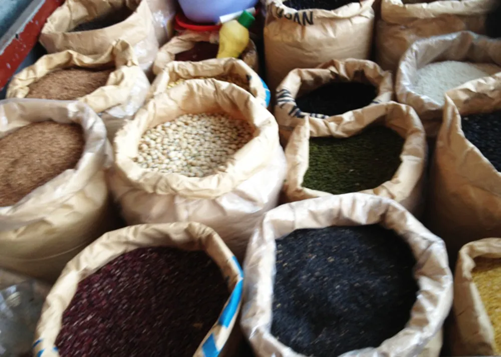 Thực hư việc mè đen bị nhuộm bằng lõi pin ở Phú Yên ảnh 1 Thực hư việc mè đen bị nhuộm bằng lõi pin ở Phú Yên ảnh 1