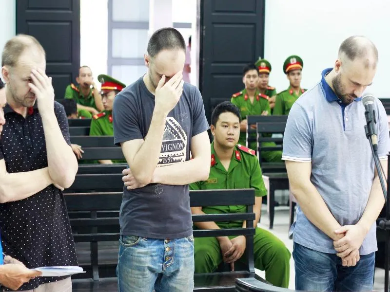 bị cáo người Nga