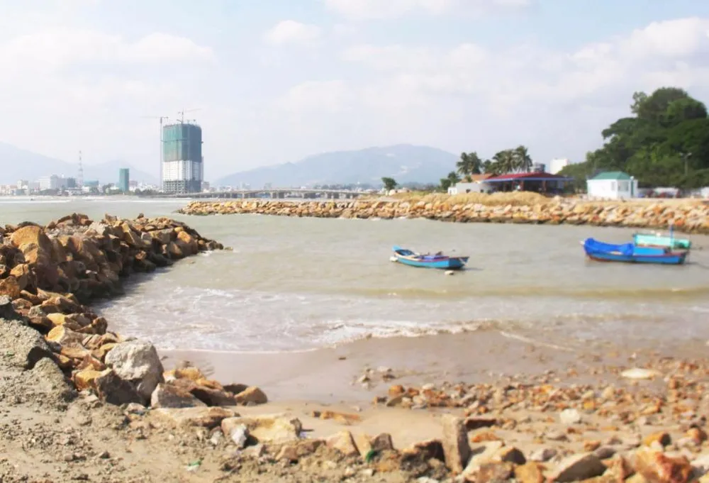 Ngừng hoạt động toàn bộ dự án lấp lấn vịnh Nha Trang ảnh 2