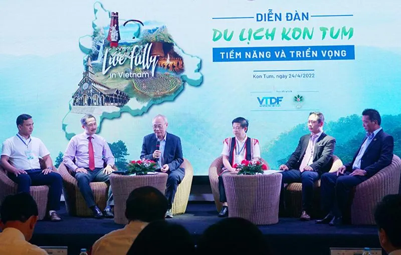 Diễn đàn “Du lịch Kon Tum - Tiềm năng và triển vọng”. Ảnh: LÊ KIẾN