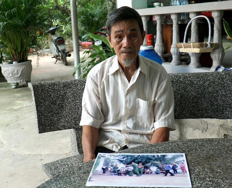 Ông Nguyễn Văn Phụng liên tục gửi đơn kêu oan đến nhiều cơ quan chức năng. Ảnh: HUỲNH HẢI