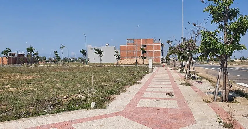 Khu đất có 262 lô do bà Ngô Thị Điều mua. Ảnh: TẤN LỘC Khu đất có 262 lô do bà Ngô Thị Điều mua. Ảnh: TẤN LỘC