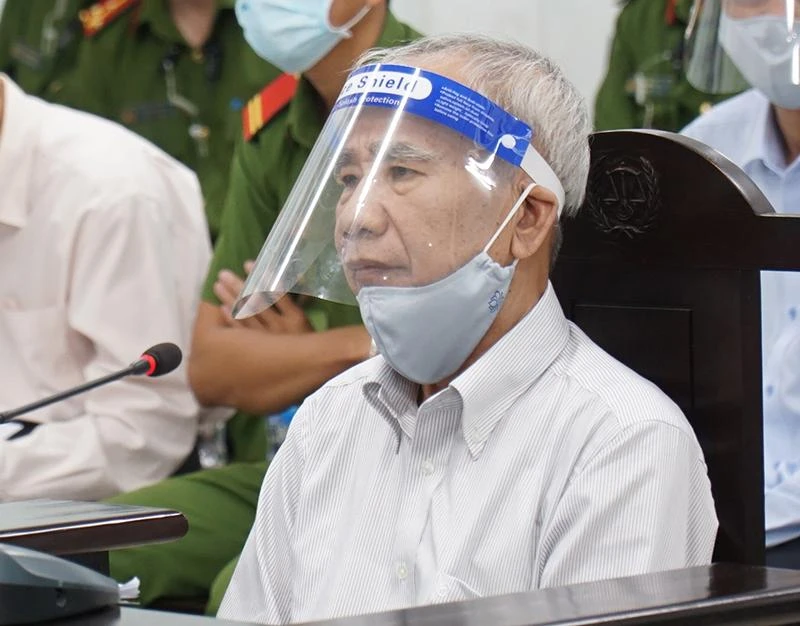 Ông Đào Công Thiên, cựu Phó chủ tịch UBND tỉnh Khánh Hòa tại phiên tòa trong vụ án khác. Ảnh: LÊ HIỀN dao-cong-thien.jpg