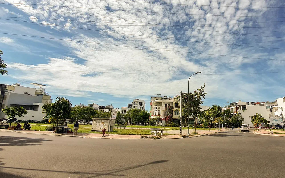 Hàng trăm hộ gia đình mua đất dự án khu đô thị Lê Hồng Phong 2 chưa được giao giấy chứng nhận quyền sử dụng đất. Ảnh: XH khu-do-thi-moi-le-hong-phong-1.jpg