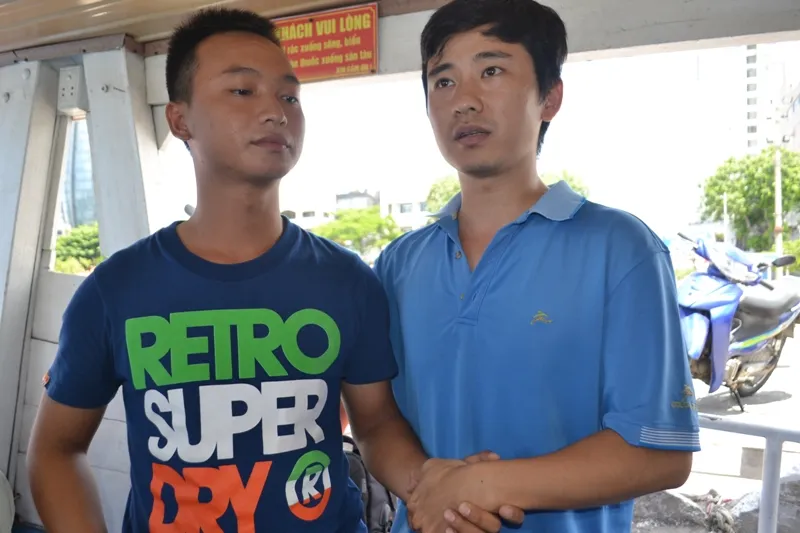 Đà Nẵng vinh danh những 'người hùng' xả thân cứu khách bị chìm tàu ảnh 2 Đà Nẵng vinh danh những 'người hùng' xả thân cứu khách bị chìm tàu ảnh 2