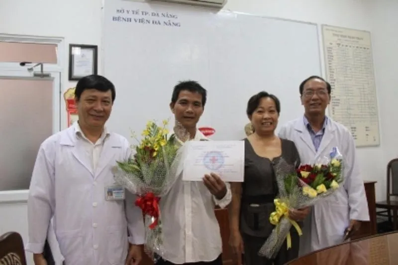 Anh Trường và chị gái của mình đã xuất viện