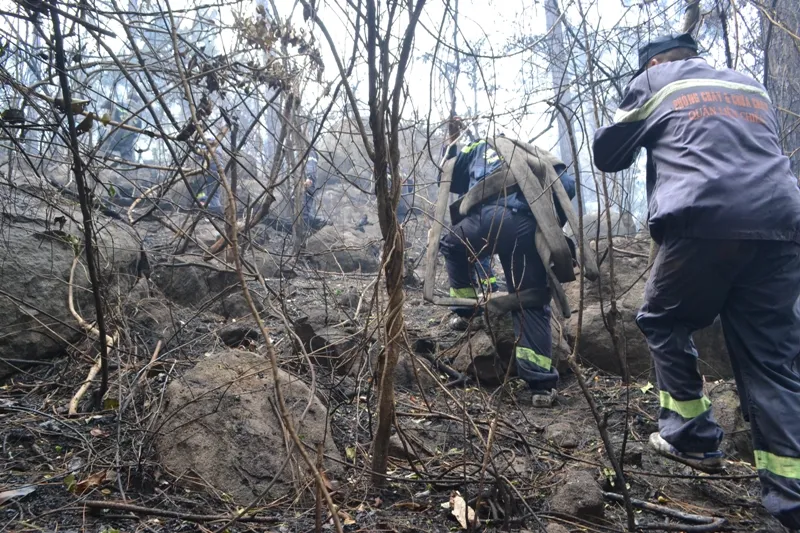 Kéo dây sang một điểm cháy khác