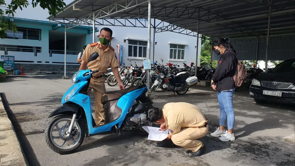 Đi xe không chính chủ có bị phạt theo Nghị định 168/2024?