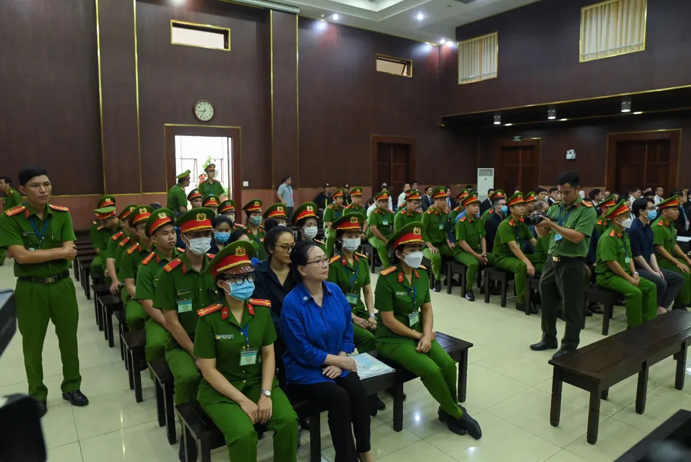 Hầu hết các bị cáo đều được cấp phúc thẩm giảm nhẹ hình phạt. Ảnh: NGUYỄN TIẾN Chi tiết mức án đối với 28 bị cáo vụ Vạn Thịnh Phát giai đoạn 2