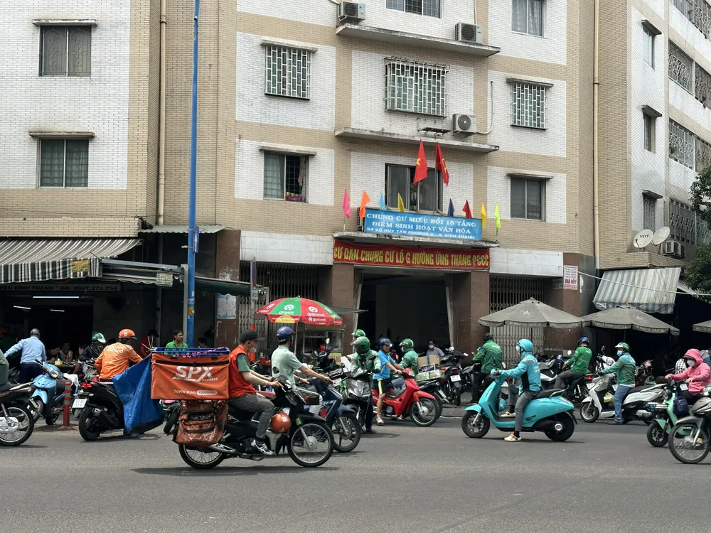 Chung cư Miếu Nổi. Ảnh: NGUYÊN VY