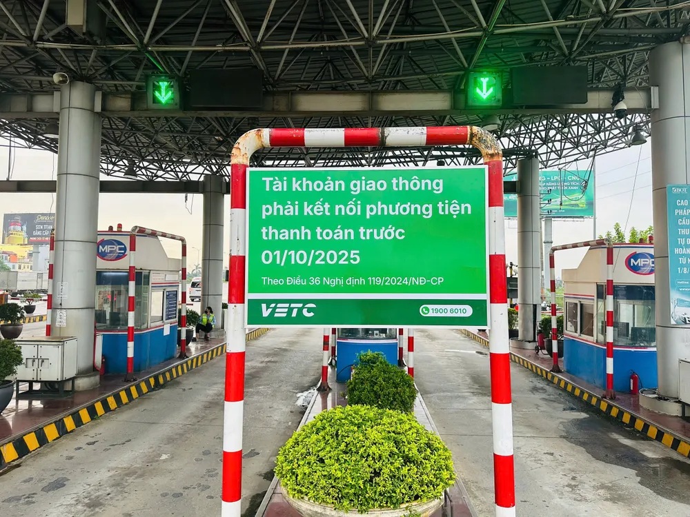 Còn 12 ngày nữa, ô tô chưa chuyển đổi sang tài khoản giao thông sẽ không được qua trạm thu phí, thế nhưng đến nay vẫn có hàng triệu phương tiện chưa thực hiện chuyển đổi.