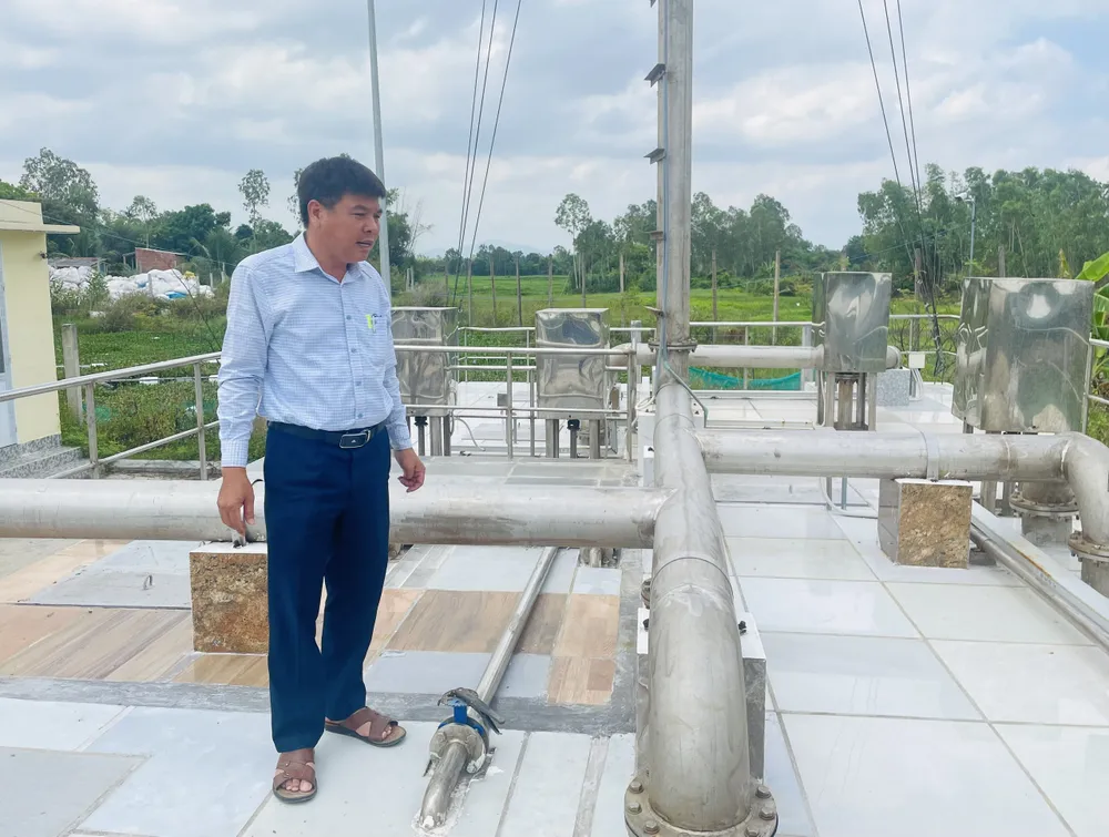 Hệ thống xử lý nước thải tập trung ở cụm công nghiệp Gò Mít, huyện Phù Cát đã đấu nối với các đơn vị sản xuất. Ảnh: THU DỊU 05.jpg