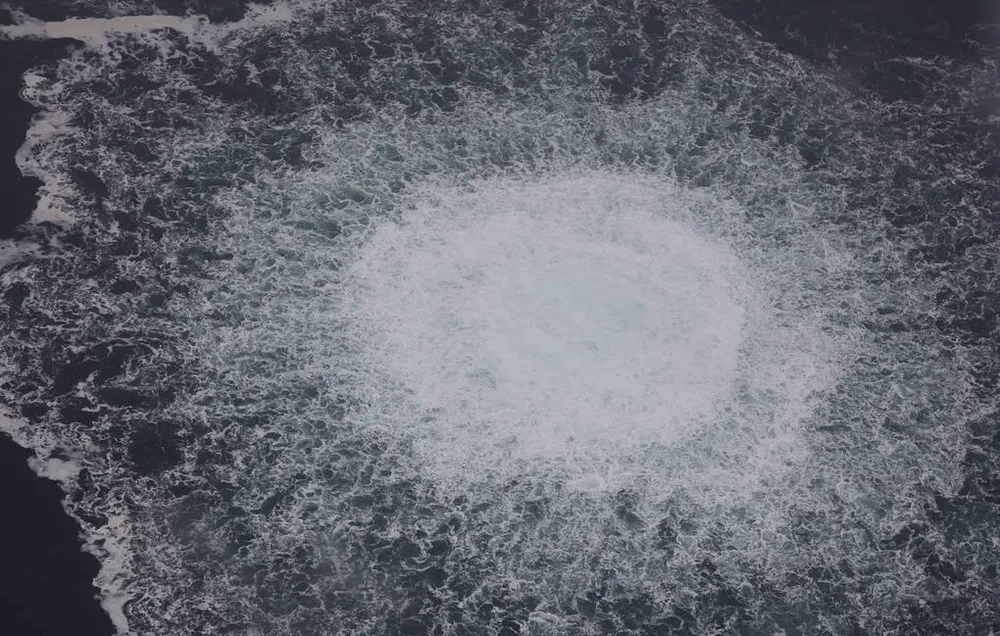 Rò rỉ đường ống Nord Stream 2. Ảnh: REUTERS