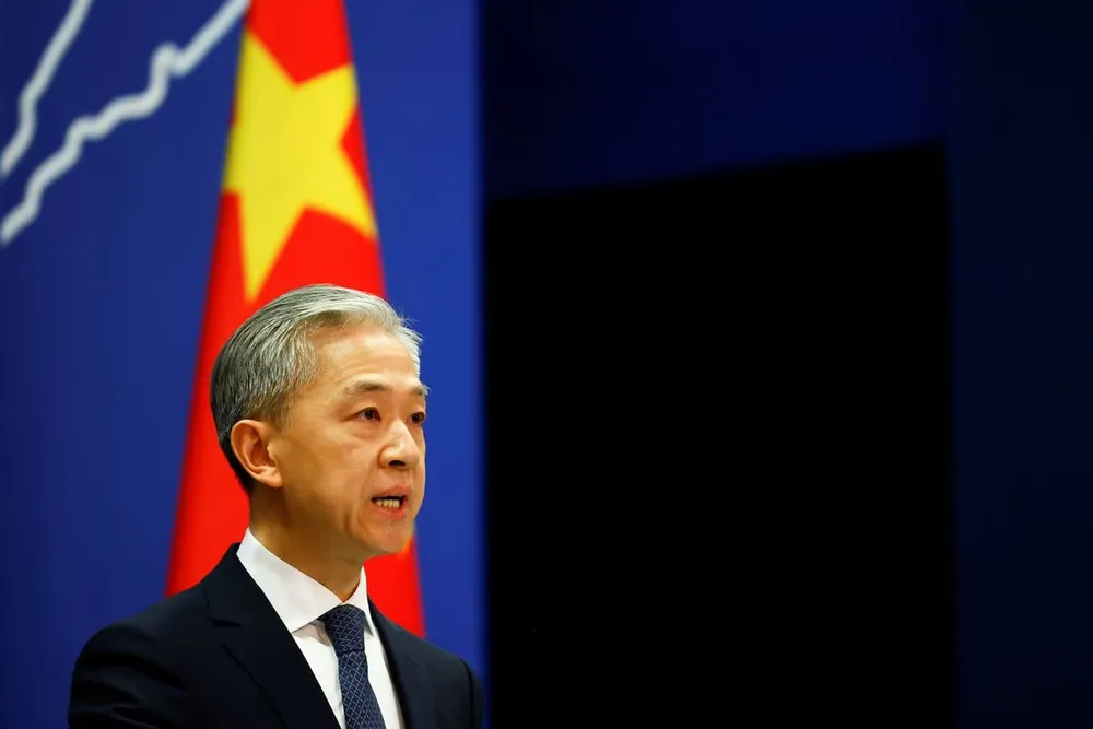 Người phát ngôn Bộ Ngoại giao Trung Quốc - ông Uông Văn Bân. Ảnh: REUTERS Người phát ngôn Bộ Ngoại giao Trung Quốc - ông Uông Văn Bân. Ảnh: REUTERS