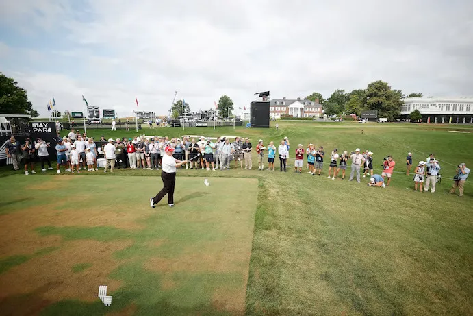 Ông Trump chơi golf ở Câu lạc bộ golf quốc gia Bedminster, bang New Jersey (Mỹ). Ảnh: GETTY IMAGES Ông Trump chơi golf ở Câu lạc bộ golf quốc gia Bedminster, bang New Jersey (Mỹ). Ảnh: GETTY IMAGES