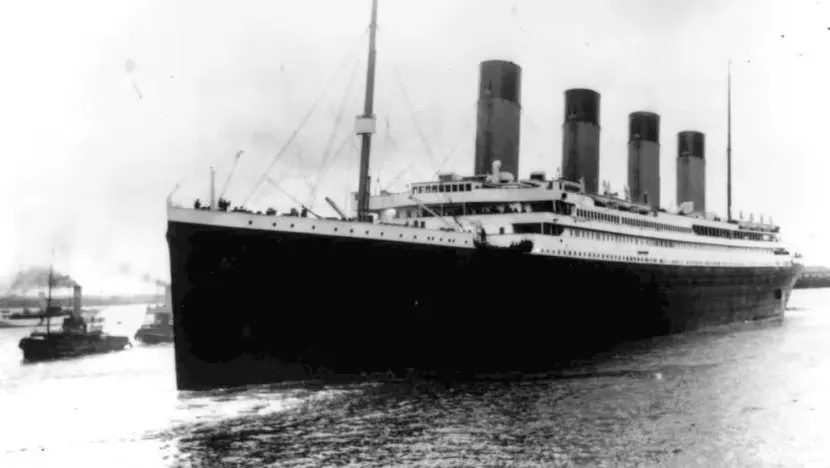Tàu Titanic rời Southampton (Anh) trong chuyến đi vào ngày 10-4-1912. Ảnh: AP