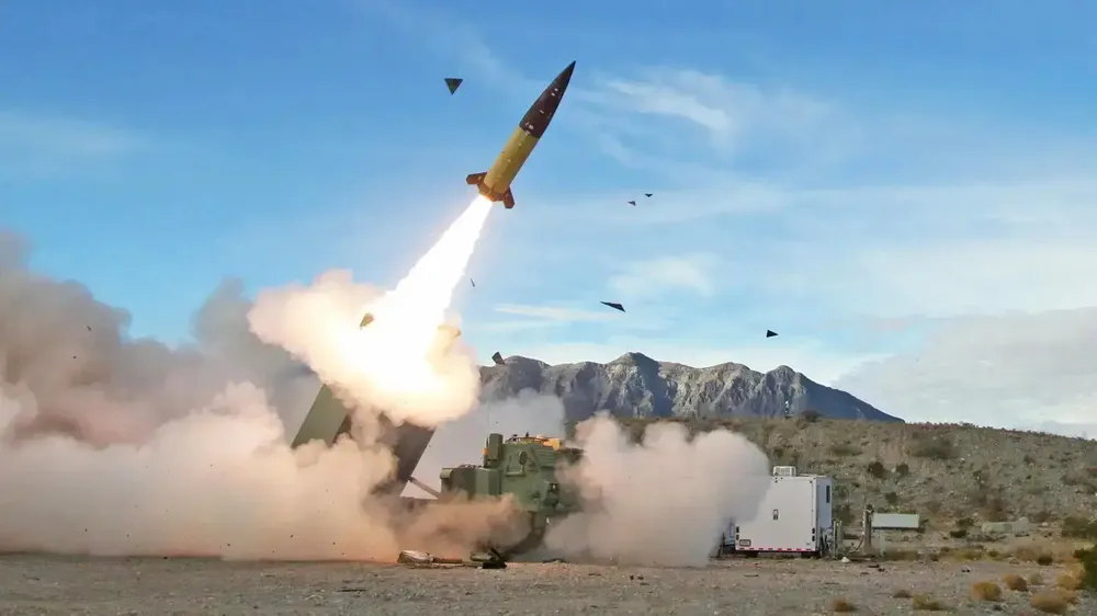 Hệ thống tên lửa chiến thuật lục quân (ATACMS) của Mỹ. Ảnh: US ARMY Nóng Nga-Ukraine