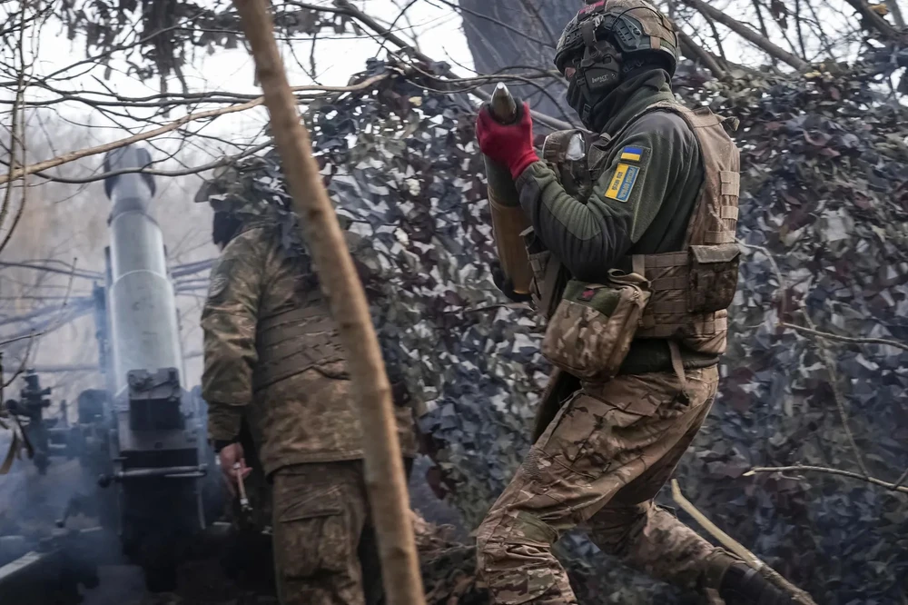 Binh sĩ Ukraine tại TP Kreminna (tỉnh Luhansk) đầu tháng 3. Ảnh: REUTERS Chiến sự Nga-Ukraine 9-3