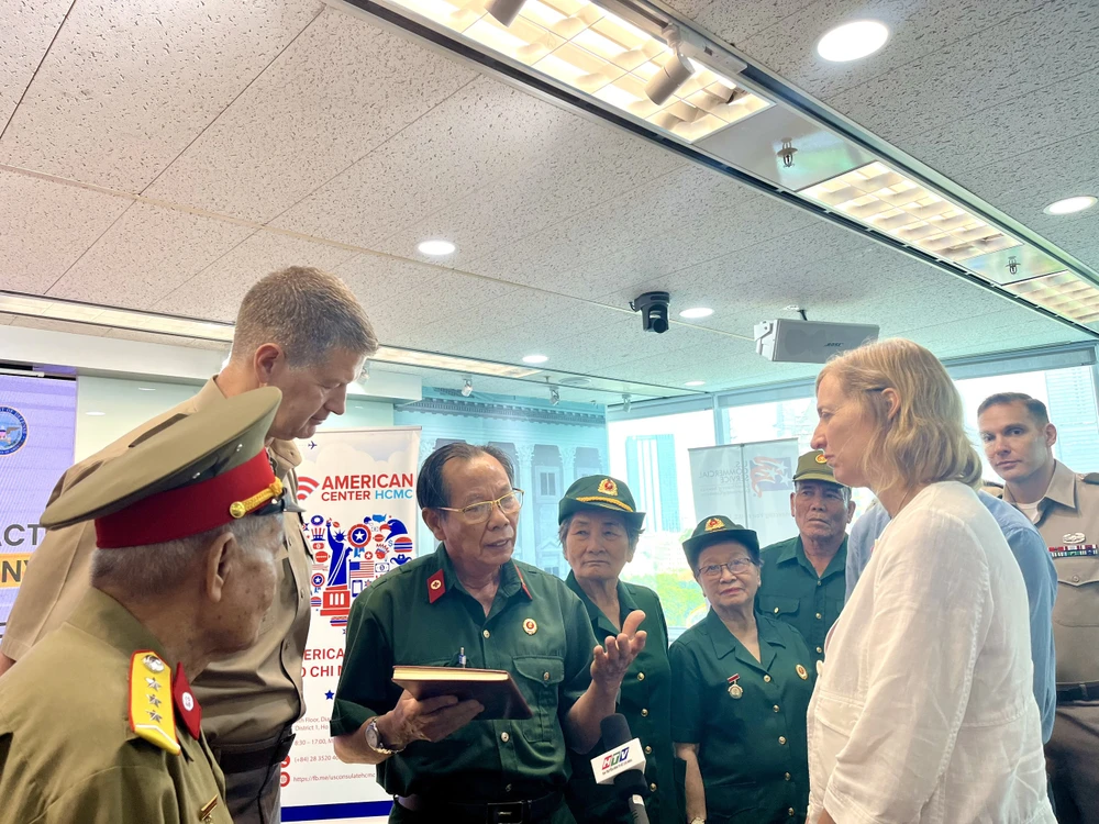 Mỹ trao trả kỷ vật chiến tranh lần đầu tiên tại TP.HCM