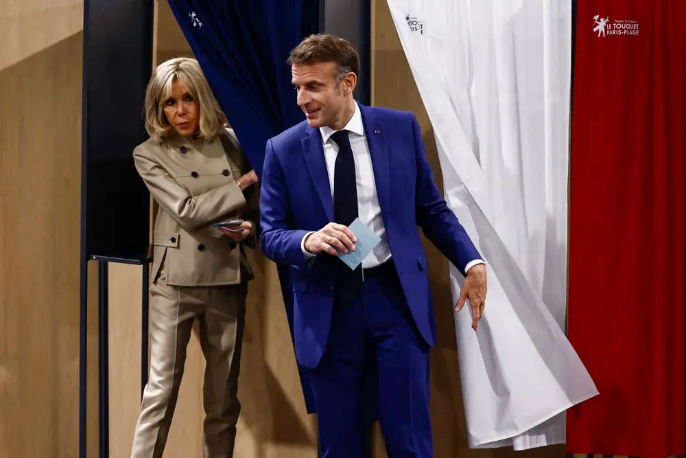 Thăm dò kết quả bầu cử quốc hội Pháp: Đảng cực hữu dẫn đầu, bỏ xa liên minh của ông Macron