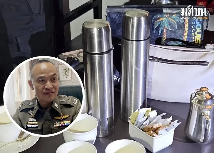 Chiếc bình giữ nhiệt được phát hiện tại hiện trường. Ảnh: MATICHON Vụ nhóm người Việt tử vong ở Bangkok-1.jpg