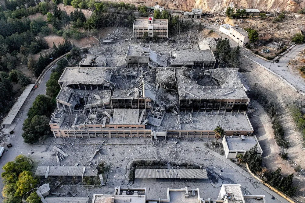 israel-mo-mat-tran-moi-nham-vao-syria (2).jpg