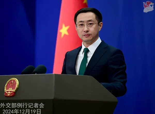 Bắc Kinh phản ứng gắt báo cáo của Mỹ về quân đội Trung Quốc