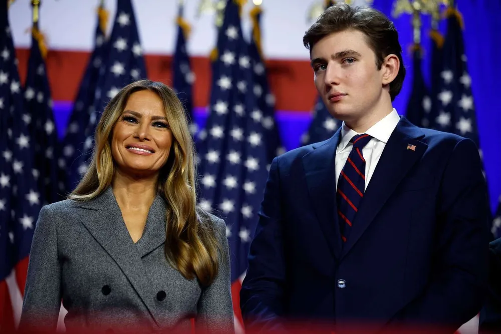 Đệ nhất Phu nhân Mỹ bác tin Barron Trump nộp đơn vào Harvard | Báo Pháp  Luật TP. Hồ Chí Minh
