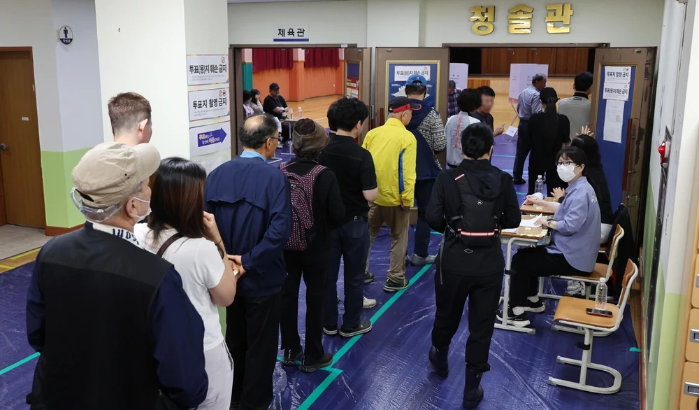 Bầu cử tổng thống Hàn Quốc: Cử tri gửi hy vọng vào tổng thống mới