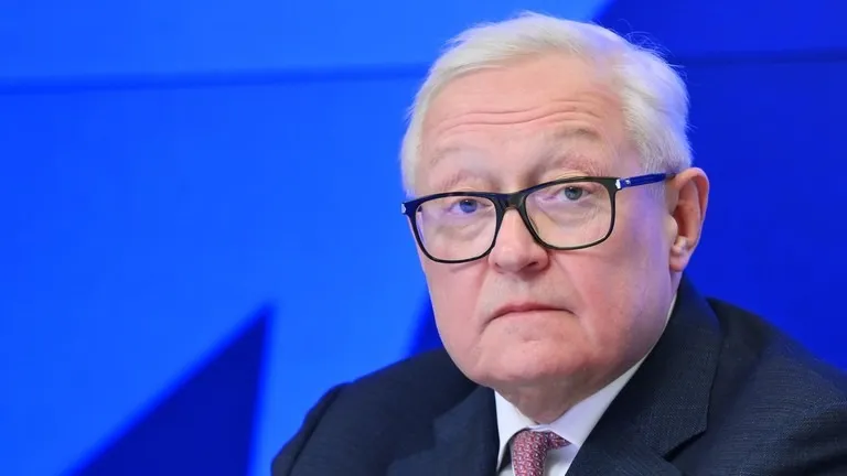 Thứ trưởng Ngoại giao Nga Sergey Ryabkov. Ảnh: RIA NOVOSTI Moscow lên tiếng về mức thuế thứ cấp 500% mà ông Trump dọa áp lên đối tác của Nga
