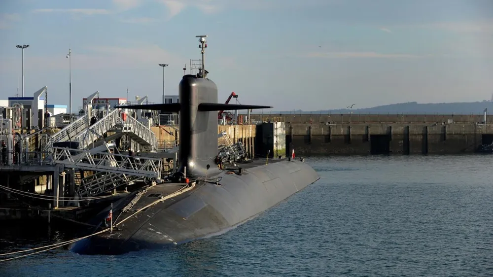 Pháp điều tra vụ UAV xuất hiện ở căn cứ tàu ngầm hạt nhân