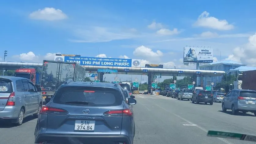 Trạm thu phí Long Phước trên cao tốc TP.HCM - Long Thành - Dầu Giây. Ảnh: L.THY