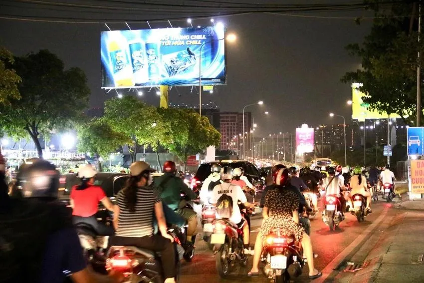 Khu vực cầu Kênh Tẻ. Ảnh: ĐÀO TRANG IMG_3241.webp