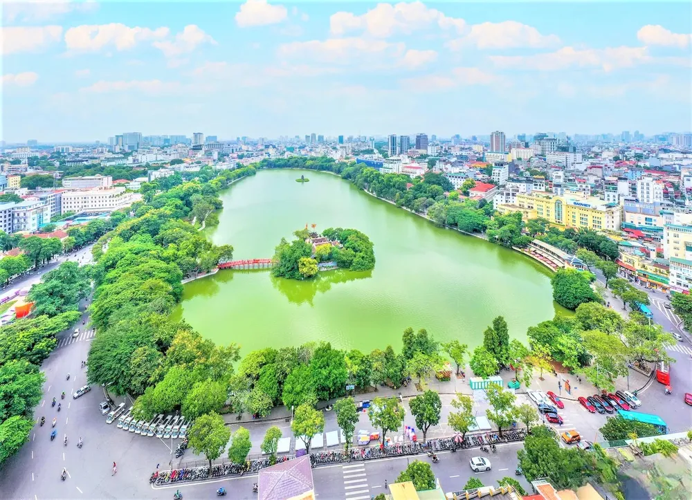 cấm ô tô trên 16 chỗ vào phố cổ.jpg