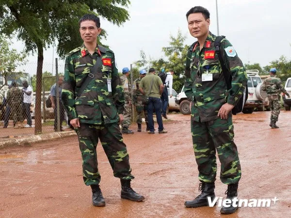 Hình ảnh đầu tiên của hai sỹ quan Việt Nam trong lực lượng giữ gìn hòa bình LHQ ở Sudan ảnh 5