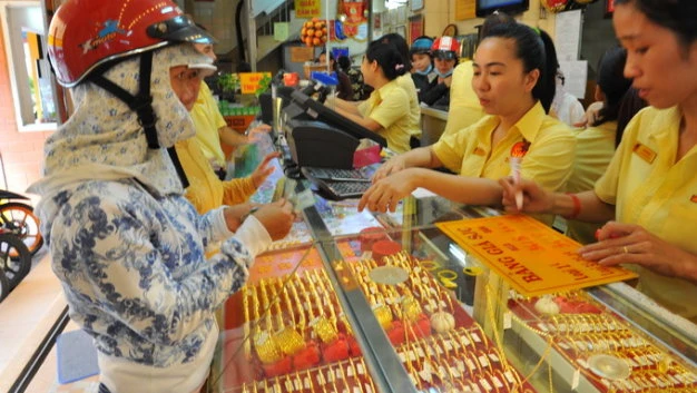 Giá vàng về sát mốc 36 triệu đồng/lượng - Ảnh: T.Đ