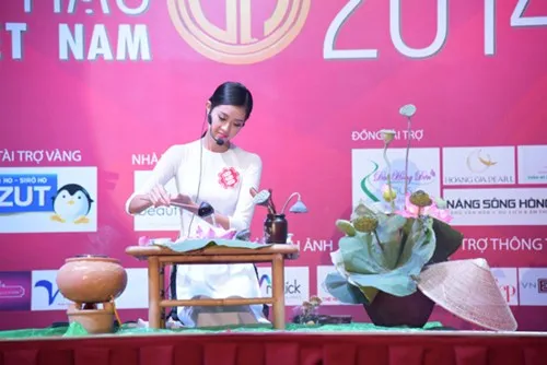 Hoa hậu Việt Nam 2014: Sôi động phần thi Người đẹp Tài năng ảnh 12