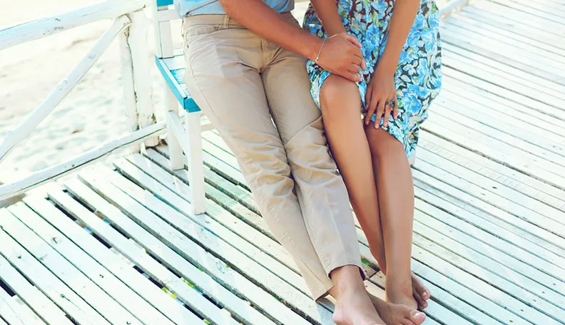 Họp bàn đôi bên chuyện…phòng ngủ ảnh 1