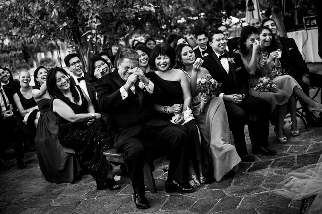 Nước mắt nụ cười của cha trong ngày cưới con gái ảnh 10