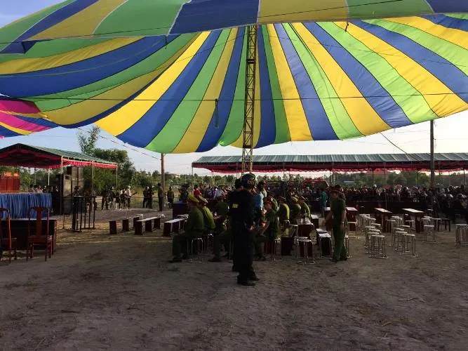 Xử vụ thảm sát Bình Phước: Dương, Tiến lãnh án tử, Thoại 16 năm tù ảnh 43 Xử vụ thảm sát Bình Phước: Dương, Tiến lãnh án tử, Thoại 16 năm tù ảnh 43