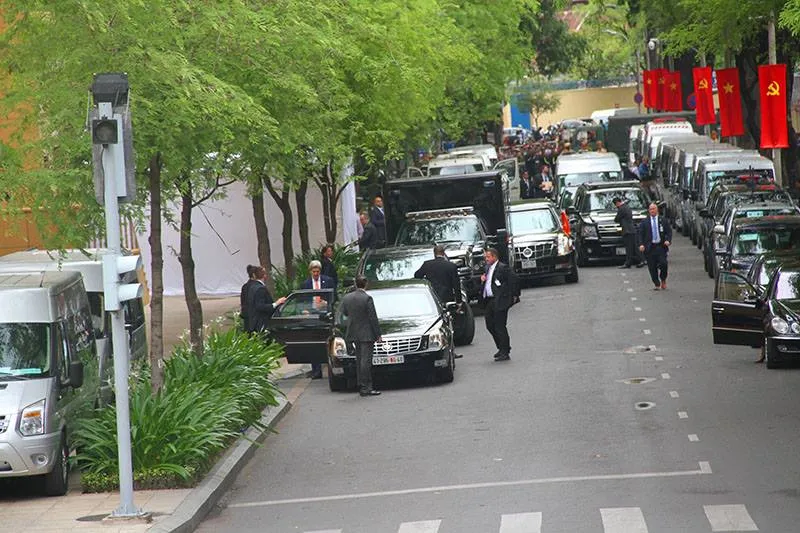 Tổng thống Obama kết thúc tốt đẹp chuyến thăm Việt Nam ảnh 23