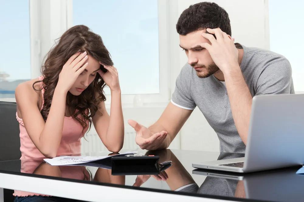Bí mật vợ chồng hay giấu nhau nhất