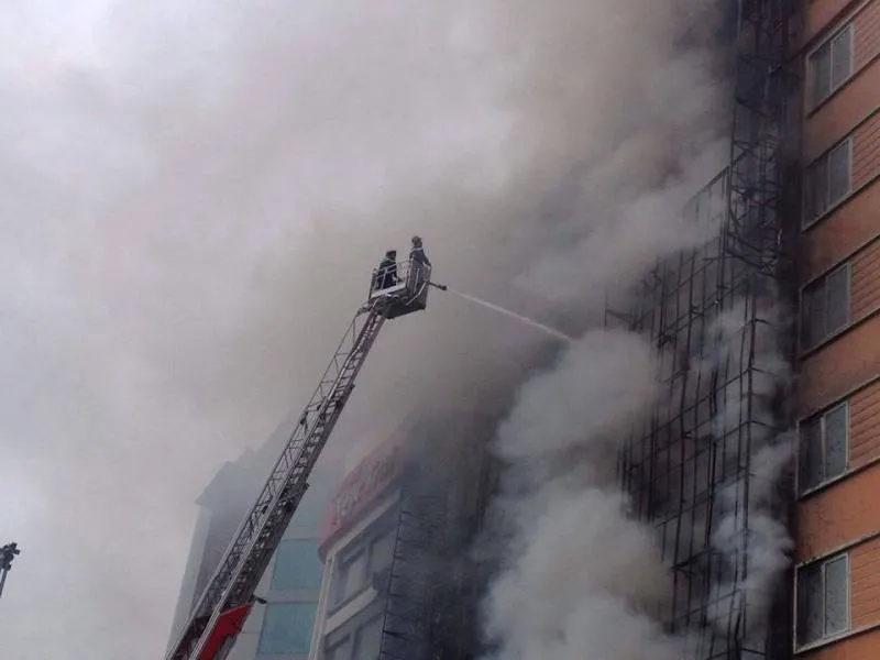 Cháy dữ dội quán karaoke: 'Cứu các bạn tôi với!' ảnh 6