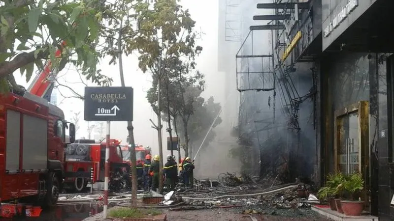 Cháy dữ dội quán karaoke: 'Cứu các bạn tôi với!' ảnh 4