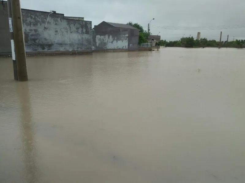 Lũ dữ cuồn cuộn đổ về Ninh Thuận ảnh 8