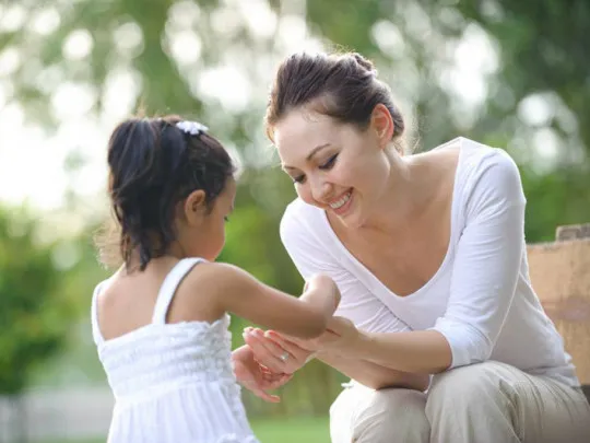 Cha mẹ vô ý, con gái gánh chịu cả đời ảnh 4 Cha mẹ vô ý, con gái gánh chịu cả đời ảnh 4