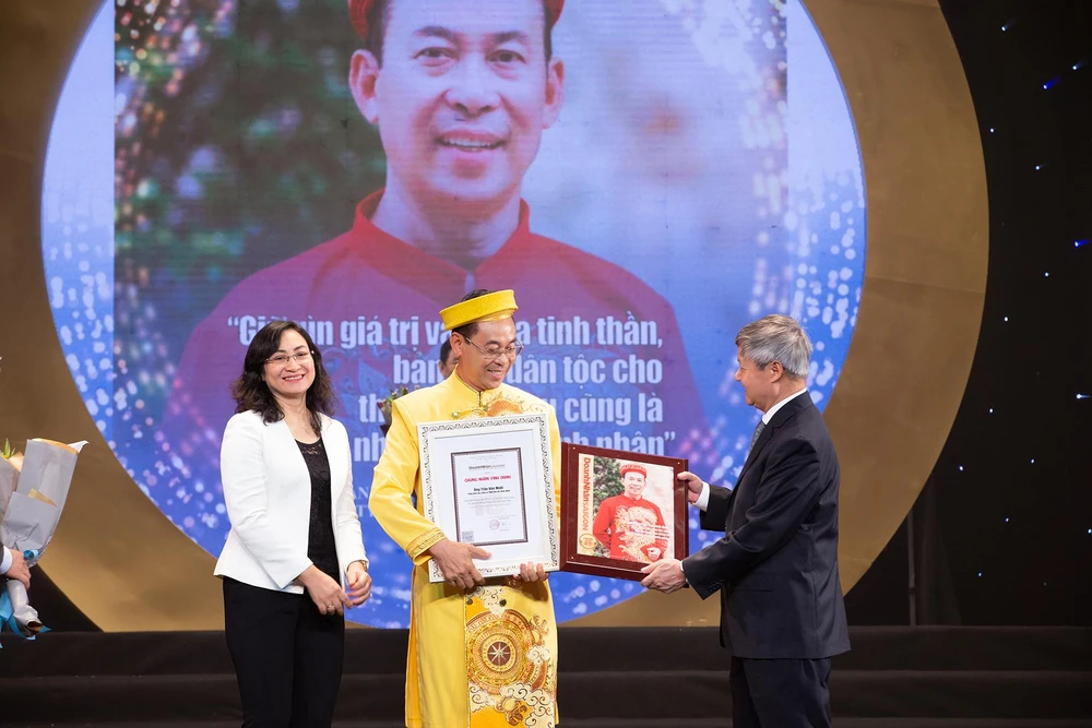 Doanh nhân Trần Văn Mười - Chủ tịch HĐQT Công ty Nhà đất Nhân Mười, người lan tỏa tinh thần tự hào doanh nhân, tự hào là con cháu vua Hùng