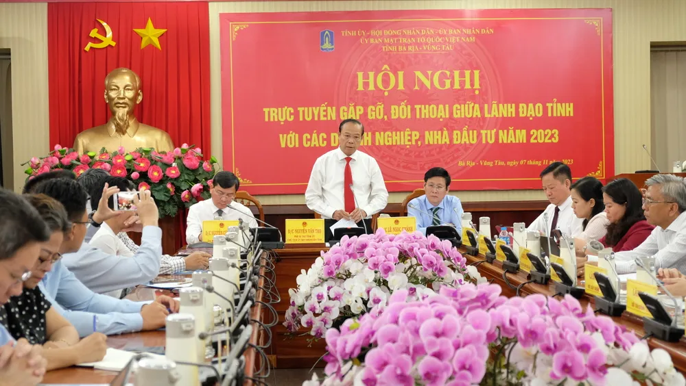 Ông Nguyễn Văn Thọ, Chủ tịch UBND tỉnh Bà Rịa- Vũng Tàu kết luận hội nghị. Ảnh: TK Vũng Tàu đối thoại với doanh nghiệp