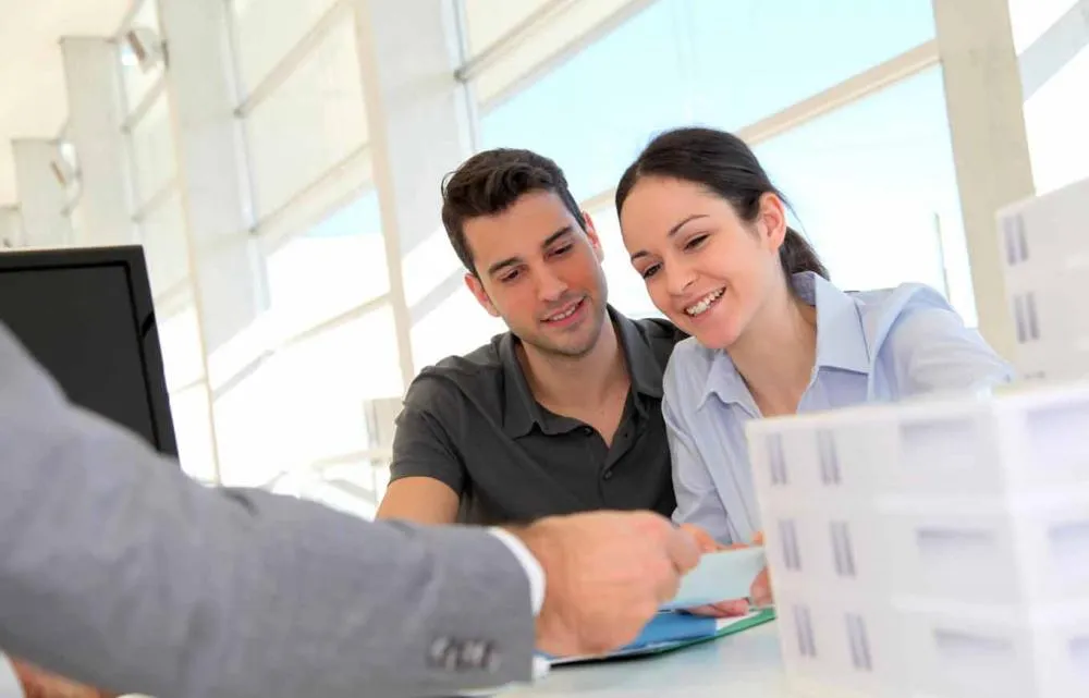 Một số nước xây dựng nhiều nguồn vay khác nhau để người dân vay mua bất động sản. Ảnh minh họa vay-mua-nha-o-nuoc-ngoai.jpg